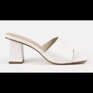 White heeled mule sandal